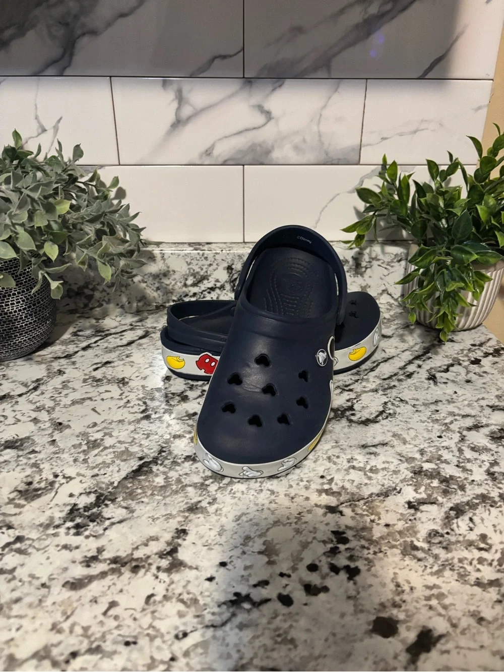 Crocs Mickey Mouse Crocband Clogs Men Youth Size M 5 W 7 SlipOn Disney